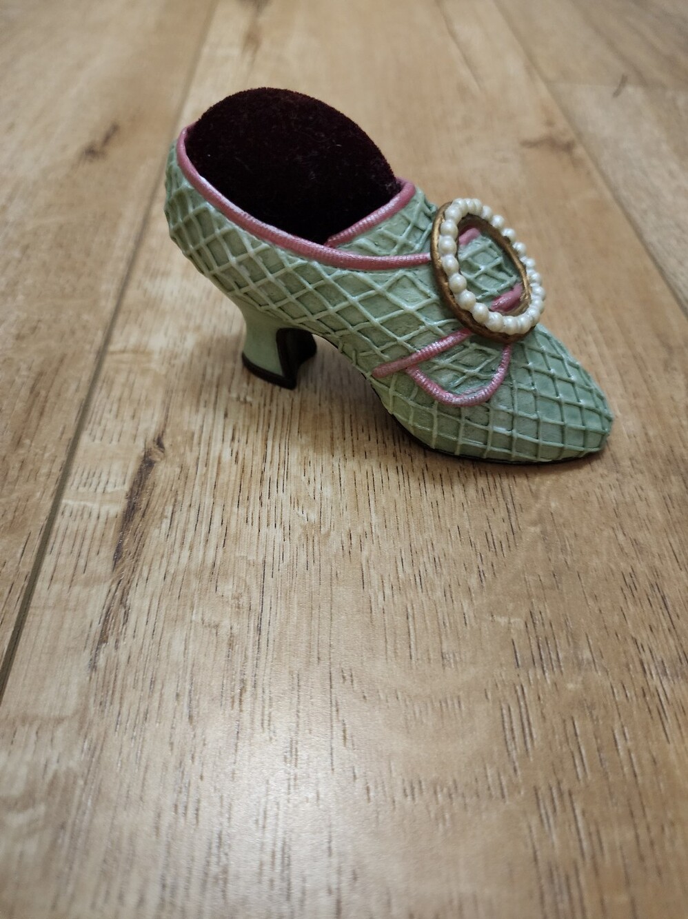 Vintage Russ Berrie Timeless Accents Fancy Victorian Shoe Velvet Pin Cushion